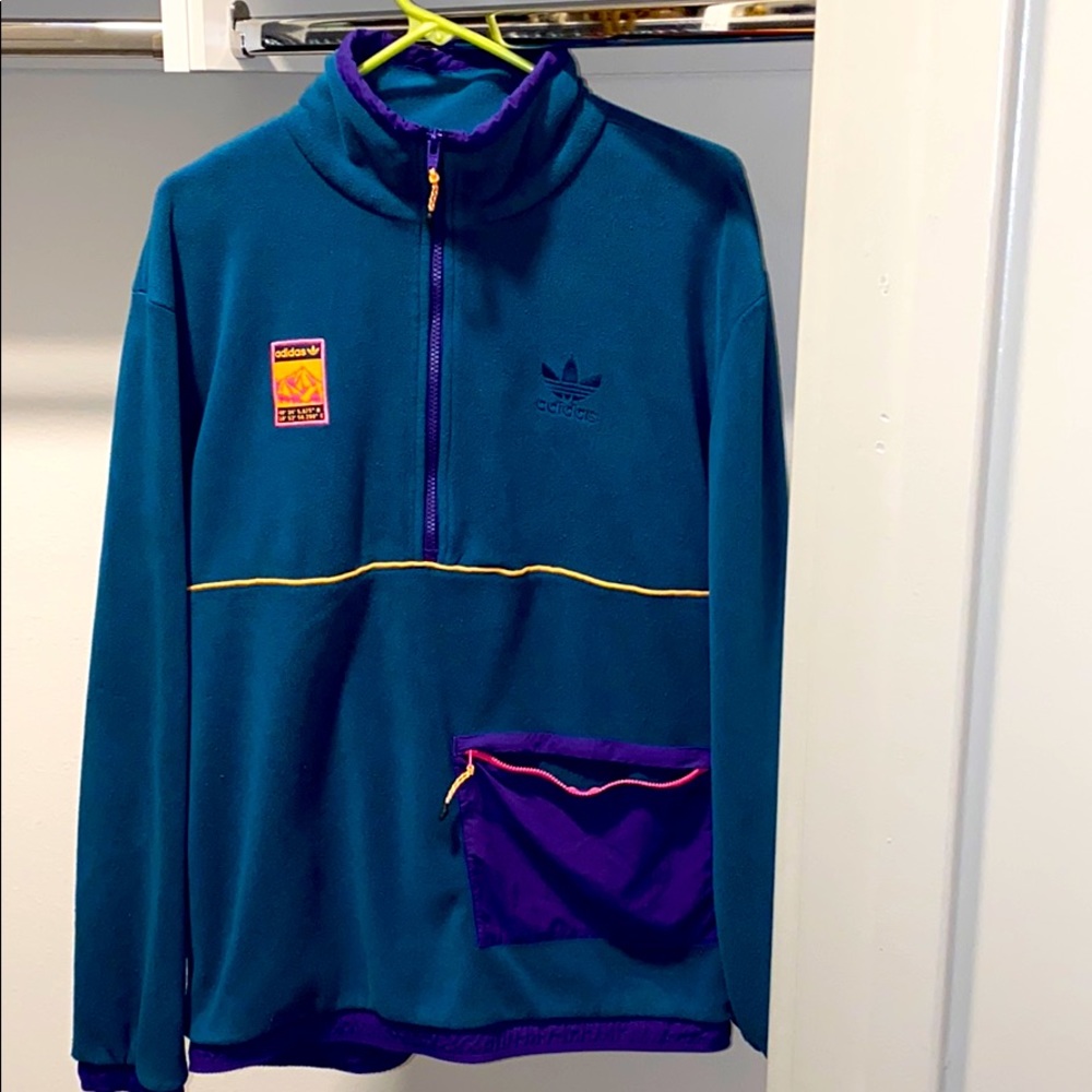 COPY - ADIDAS PULL OVER SWEAT SHIRT